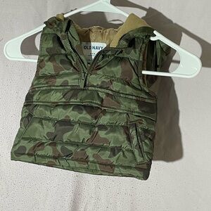 Old Navy Green Camouflage Baby Vest